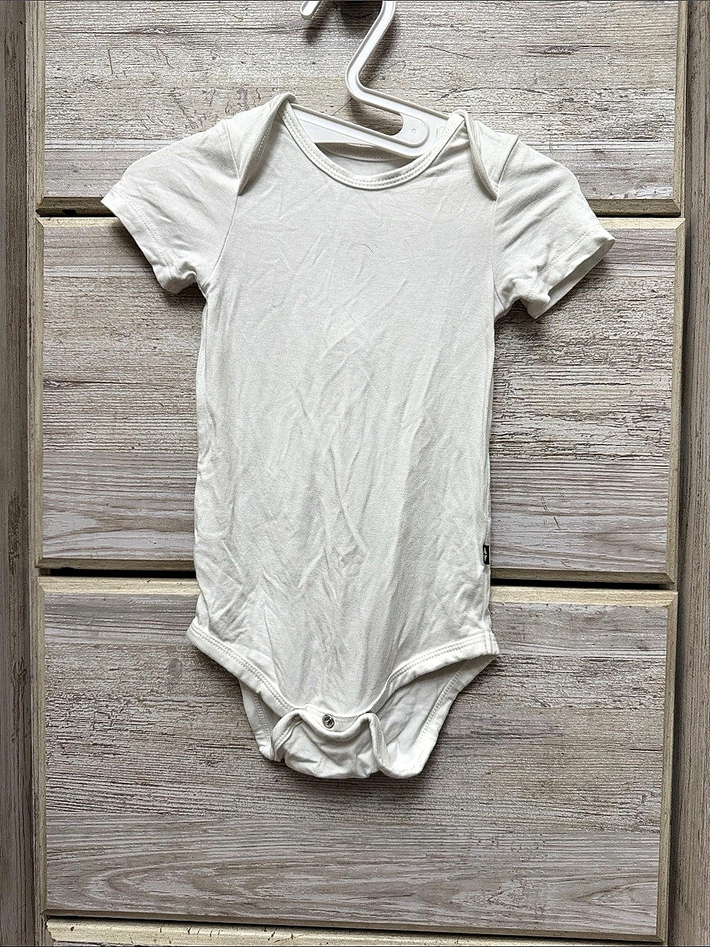 Kyte Baby Short Sleeve Bodysuit cloud 12-18m